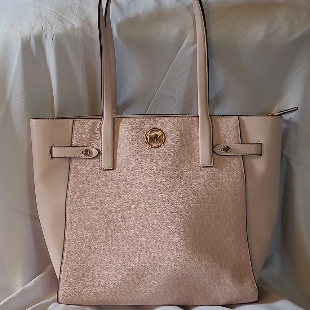 Michael Kors Womens Blush Monogram Tote Zip Closure Detachable Strap